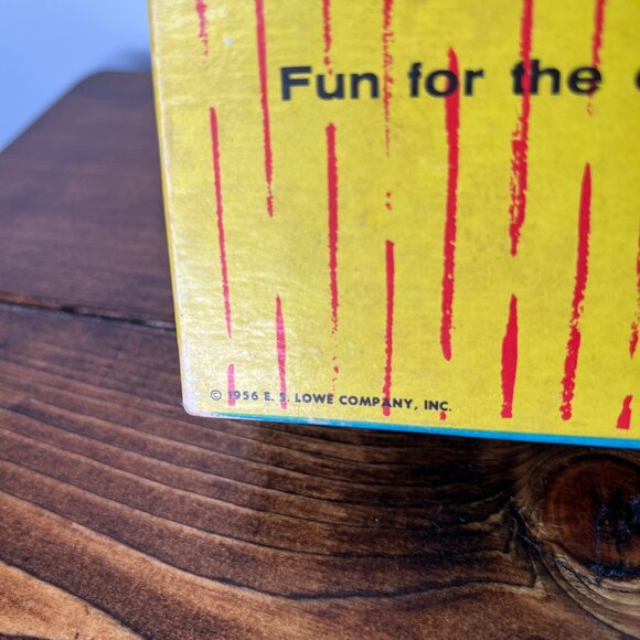 Vintage 1972 E. S. Lowe Yahtzee Board Game of Skill & Chance - Picture 2 of 12